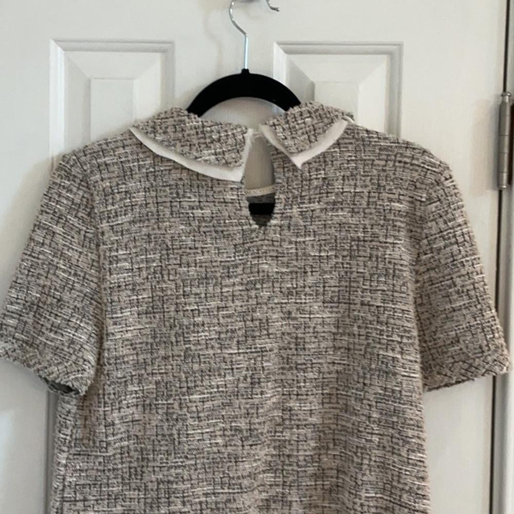 Anthropologie Postcard 9-H15 STCL Top w/ Decorative Collar & Pockets - Picture 7 of 12